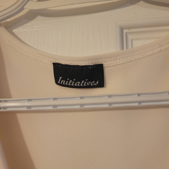 RUFFLED TANK TOP - Picture 3 of 3